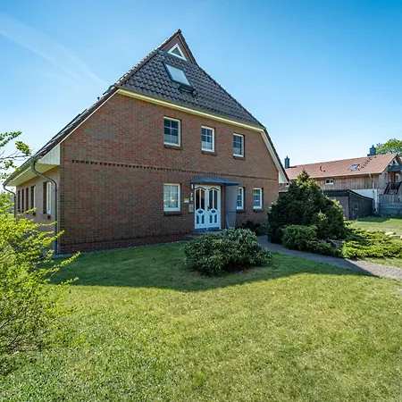 Tom's Hof Dascha Daire *